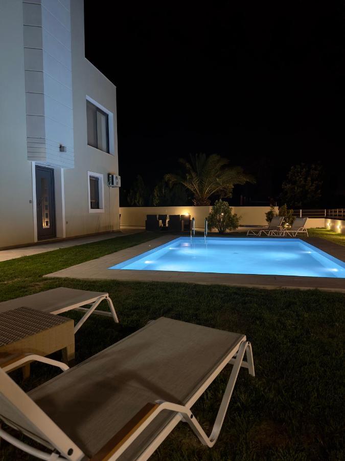 Rose Ground Floor - Private Swimming Pool Garden