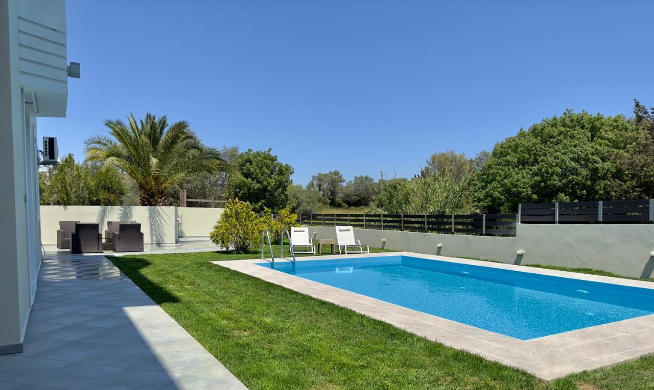 Rose Ground Floor - Private Swimming Pool Garden *
